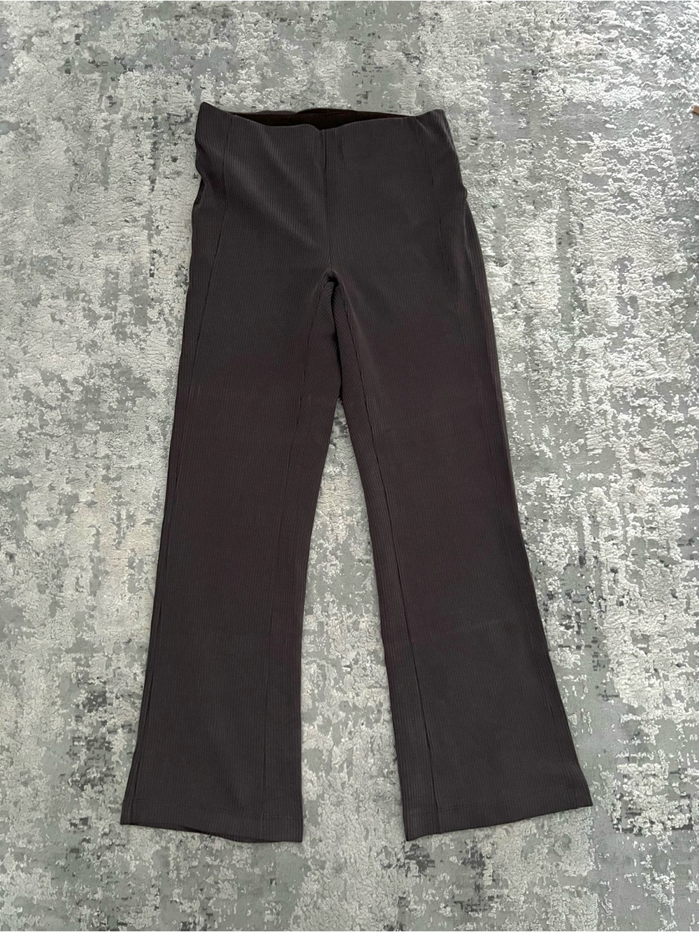 Limited time sale EUC lululemon ribbed softstreme flared pants size 10 brown